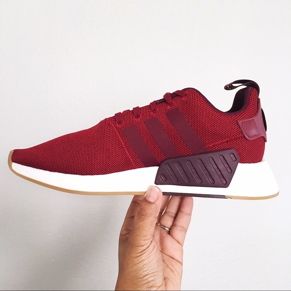nmd r2 maroon